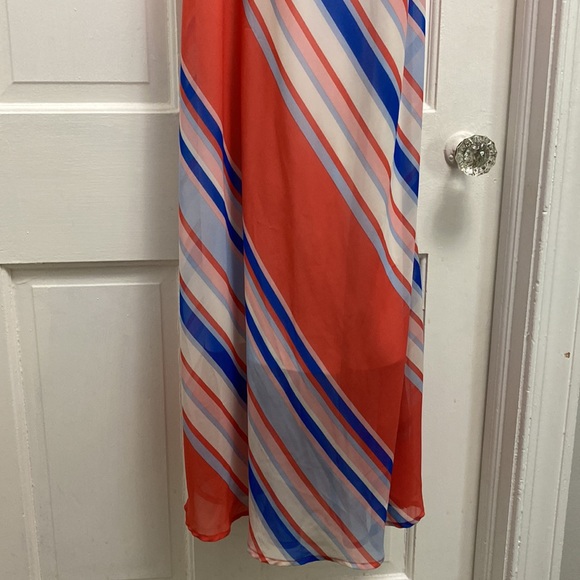 Maxi Dress - Picture 3 of 4